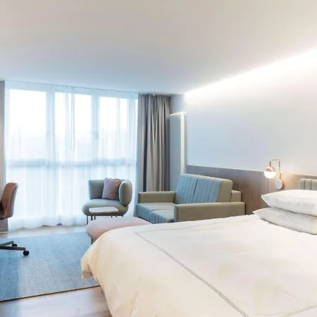 Swissotel Kursaal Готель 4*