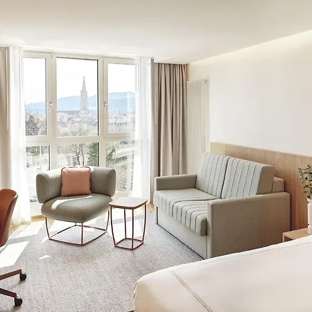 Готель Swissotel Kursaal