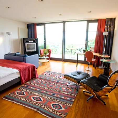 Swissôtel Kursaal 4*