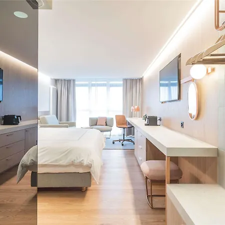 Swissotel Kursaal Готель