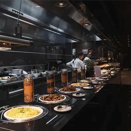 Swissôtel Kursaal Hotel 4*
