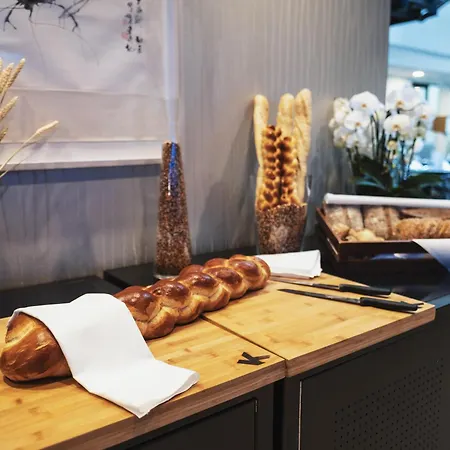 Swissotel Kursaal Готель 4*