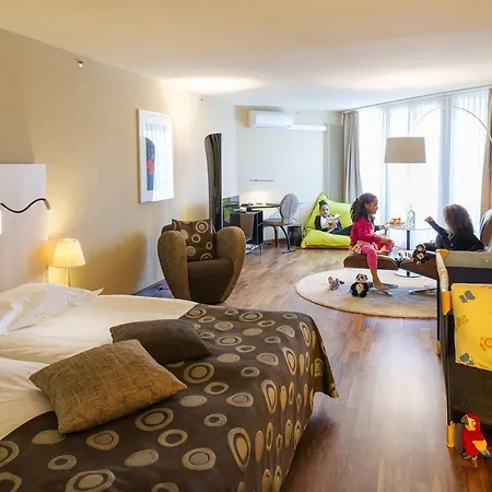Отель Swissotel Kursaal